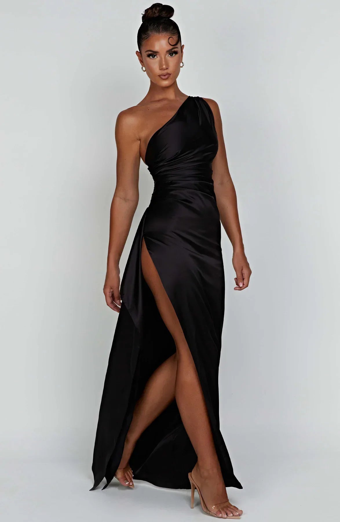 Sara - Elegant Maxi Dress